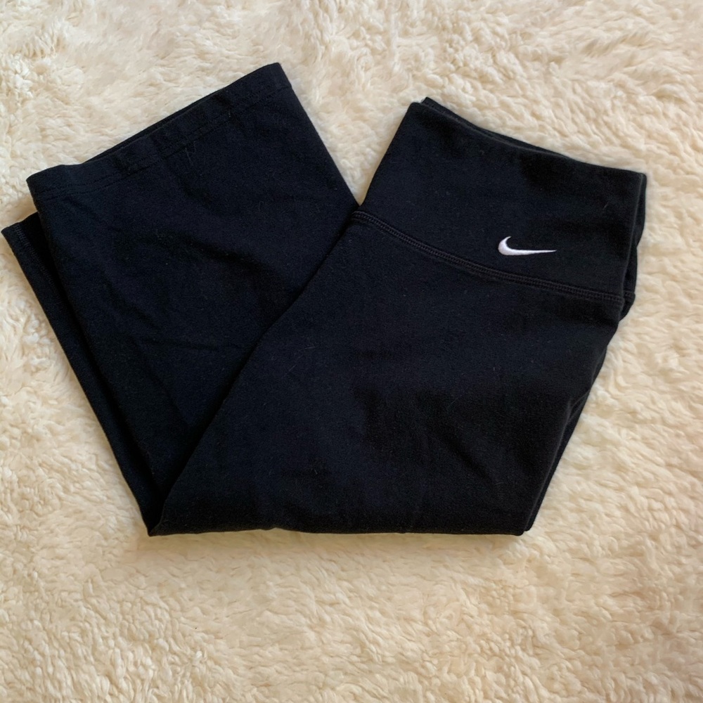 New without tags. Nike workout cropped capris